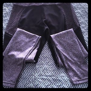 Black and grey leggings
